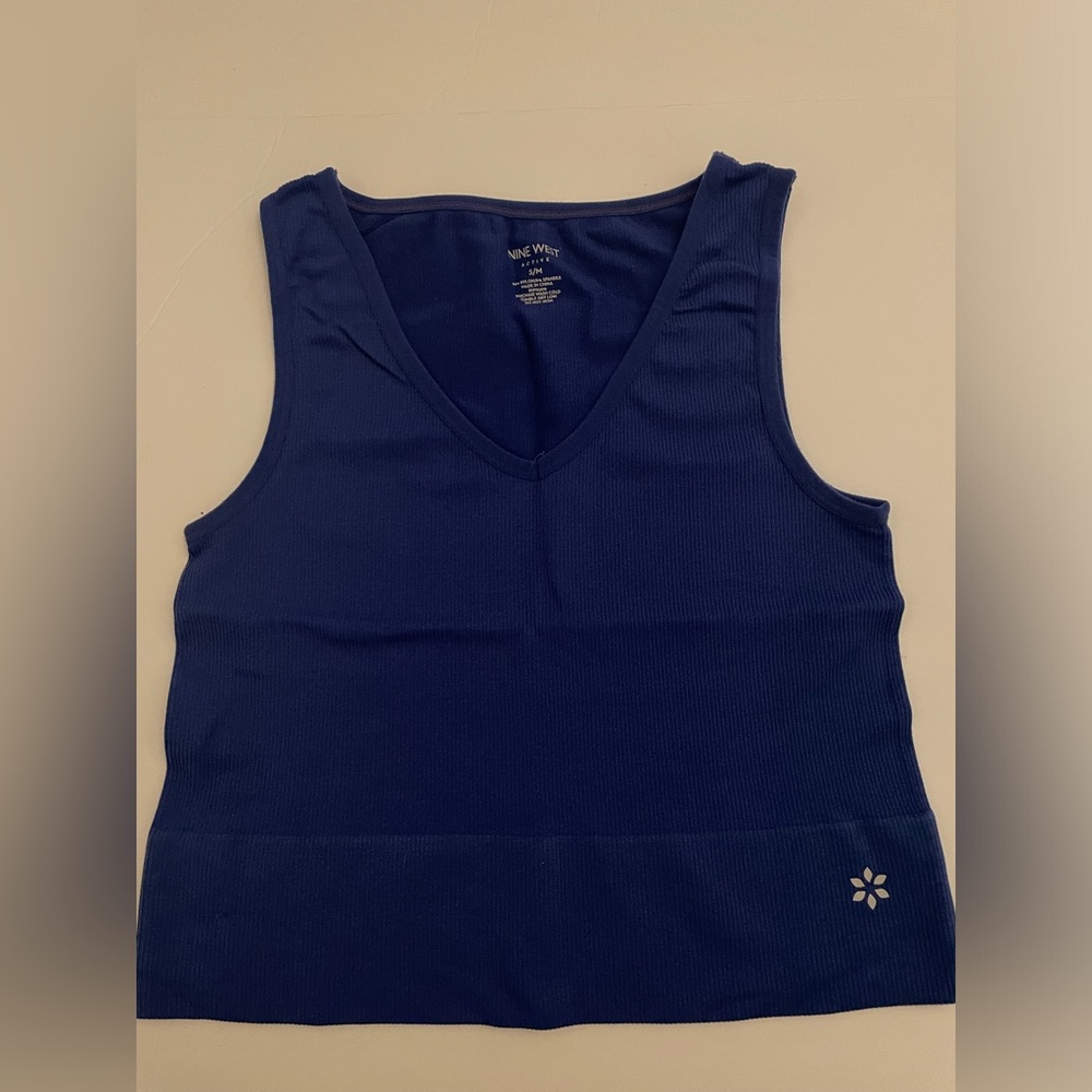 Nine West Active Blue Cropped Workout Top size    S/M
